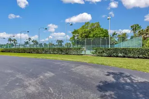 1200 Misty Pines Cir, Naples, FL 34105 - Photo 35