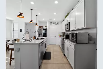 1672 Lake Jessup Cir, Cape Coral, FL 33909 - Photo 9