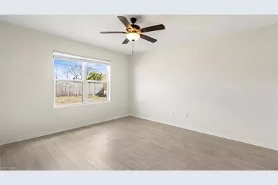 1111 SW 41st Ter, Cape Coral, FL 33914 - Photo 17