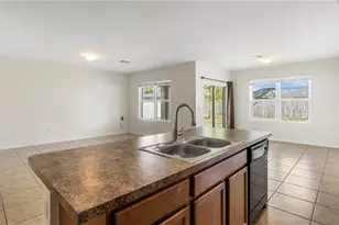 1111 SW 41st Terrace, Cape Coral, FL 33914 - Photo 7