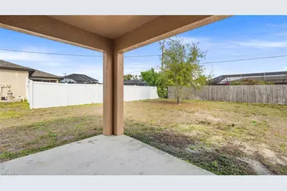 1111 SW 41st Ter, Cape Coral, FL 33914 - Photo 33