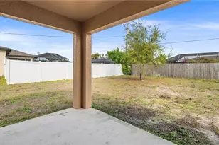 1111 SW 41st Terrace, Cape Coral, FL 33914 - Photo 33