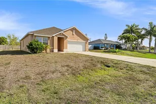 1111 SW 41st Terrace, Cape Coral, FL 33914 - Photo 3