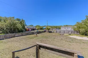 25 & 26 Plantation Dr, Everglades City, FL 34141 - Photo 29