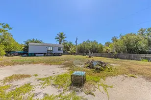 25 & 26 Plantation Dr, Everglades City, FL 34141 - Photo 27