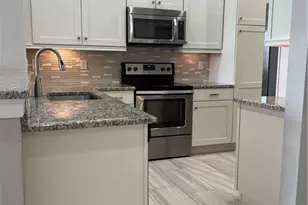 15114 Palmer Lake Cir, Naples, FL 34109 - Photo 3