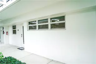 664 Broad Ave S, Naples, FL 34102 - Photo 23