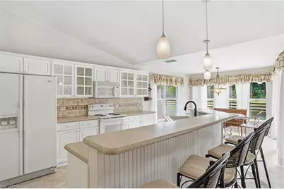 940 10th St SE, Naples, FL 34117 - Photo 13