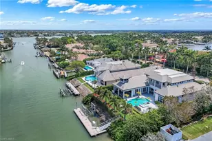 605 Galleon Dr, Naples, FL 34102 - Photo 47