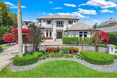 605 Galleon Dr, Naples, FL 34102 - Photo 7