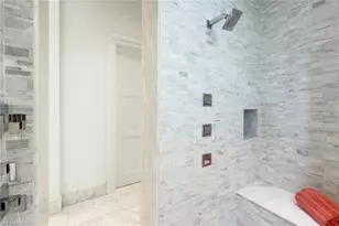 605 Galleon Dr, Naples, FL 34102 - Photo 27