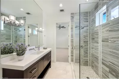 605 Galleon Dr, Naples, FL 34102 - Photo 33