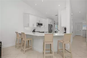 853 Tanbark Dr, Naples, FL 34108 - Photo 9