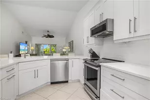 853 Tanbark Dr, Naples, FL 34108 - Photo 13