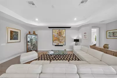 18698 Royal Hammock Blvd, Naples, FL 34114 - Photo 7