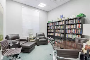 1423 Santiago Cir, Naples, FL 34113 - Photo 39