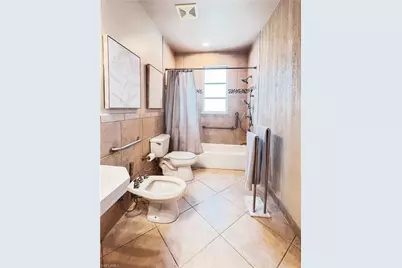 801 99th Ave N, Naples, FL 34108 - Photo 5