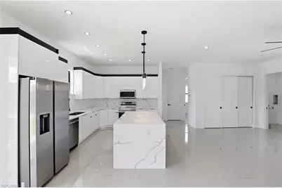 1124 Edelweiss St E, Lehigh Acres, FL 33974 - Photo 9