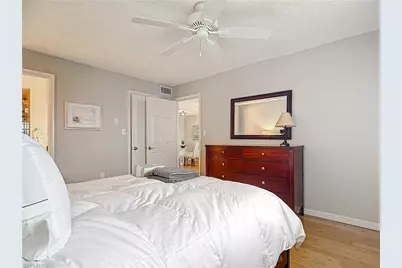 175 Turtle Lake Ct #310, Naples, FL 34105 - Photo 17