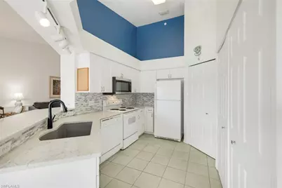 28851 Bermuda Lago Ct #304, Bonita Springs, FL 34134 - Photo 9