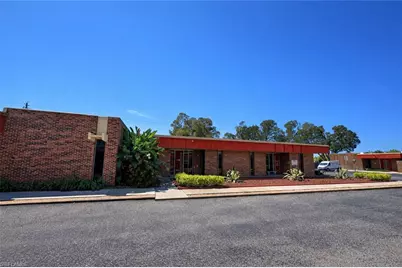 3900 Broadway, Fort Myers, FL 33901 - Photo 3