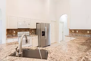 220 20th Ave NW, Naples, FL 34120 - Photo 27