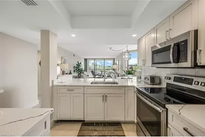 10562 Gulf Shore Dr #202, Naples, FL 34108 - Photo 13