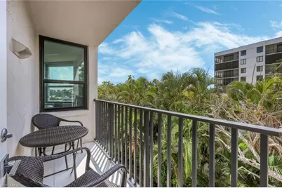 10562 Gulf Shore Dr #202, Naples, FL 34108 - Photo 3