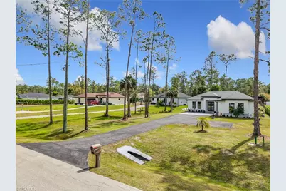 4160 10th Ave NE, Naples, FL 34120 - Photo 5