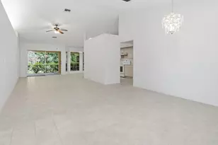 2305 Piccadilly Circus, Naples, FL 34112 - Photo 5