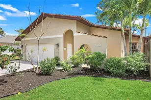 26896 Spanish Gardens Dr, Bonita Springs, FL 34135 - Photo 5