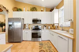 9151 Los Lagos Ct, Bonita Springs, FL 34135 - Photo 3