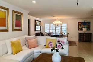 283 Cypress Way W, Naples, FL 34110 - Photo 5