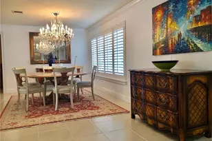 283 Cypress Way W, Naples, FL 34110 - Photo 9