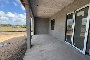 4243 20th St NE, Naples, FL 34120 - Photo 7