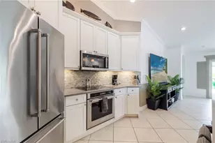 6871 Sterling Greens Dr, Naples, FL 34104 - Photo 15