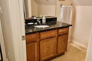 199 Leawood Cir, Naples, FL 34104 - Photo 13