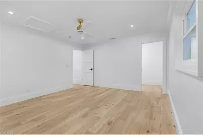 6155 Standing Oaks Ln, Naples, FL 34119 - Photo 19