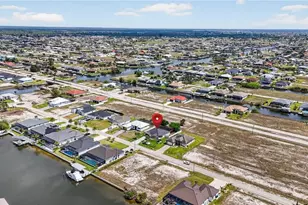 1223 NW 40th Pl, Cape Coral, FL 33993 - Photo 45