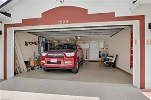 1223 NW 40th Pl, Cape Coral, FL 33993 - Photo 43