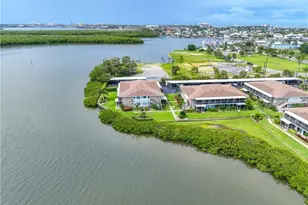 330 Kon Tiki Dr, Naples, FL 34113 - Photo 15