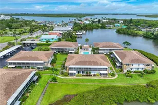 330 Kon Tiki Dr, Naples, FL 34113 - Photo 17