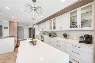 4401 Gulf Shore Blvd N, Naples, FL 34103 - Photo 7