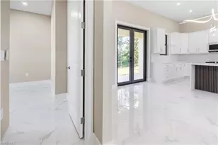 2813 19th St SW, Lehigh Acres, FL 33976 - Photo 13