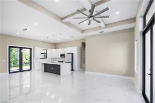 2813 19th St SW, Lehigh Acres, FL 33976 - Photo 7