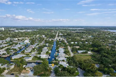 3461 Lakeview Dr, Naples, FL 34112 - Photo 31