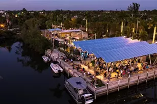 4084 New Moon Ct, Naples, FL 34112 - Photo 9