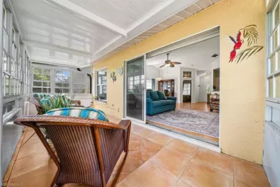 12821 Eagle Pointe Cir, Fort Myers, FL 33913 - Photo 17