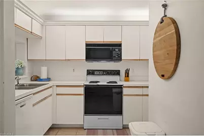 1140 Sarah Jean Cir #C206, Naples, FL 34110 - Photo 13