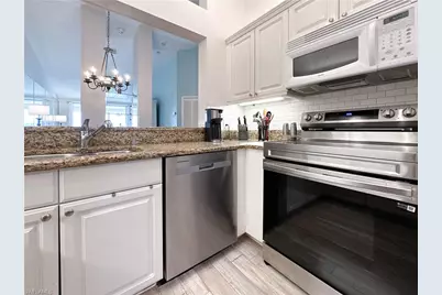 300 Horse Creek Dr #503, Naples, FL 34110 - Photo 9